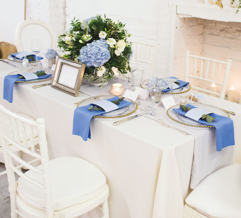 Wedgewood Essential napkins paired with Cream Essential table linen, Gold Beaded charger plates and Ivory Chiavari Chairs, Styling and Image courtesy of Scottish Wedding Directory